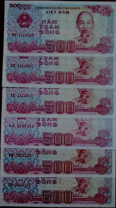 Lego set of serial numbers on 500 Dong 1988