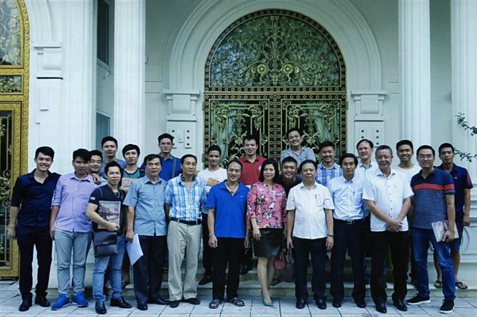 the launch celebration of the first issue of Vietnam Numismatics Magazine